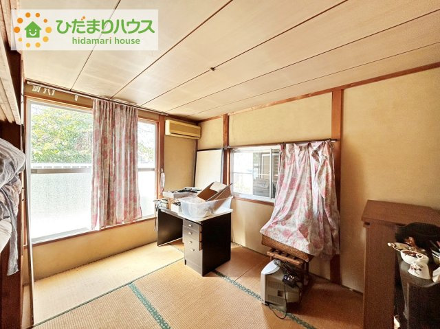 日立市若葉町　中古戸建の寝室|押し入れとタンスが有り収納に困りません！