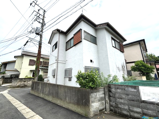 伊勢原市上粕屋　中古戸建の外観|外はこのようになっています