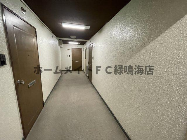 モリダイヤハイツ栄　のロビー