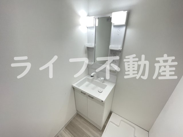 アート長瀬Bの独立洗面台|独立洗面台で身支度をすべて済ませてしまいましょう