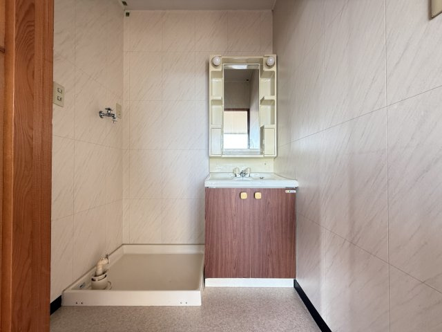 下島ハイツの独立洗面台