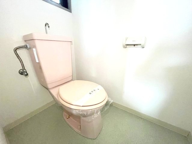リベラ西芦屋のトイレ|落ち着いた色調のトイレです