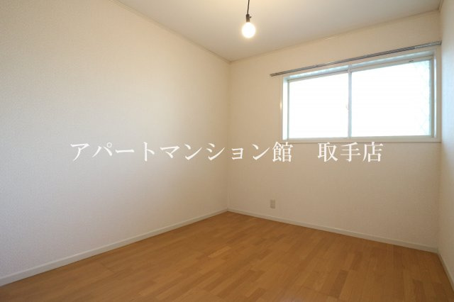 ロキシーウェルドの洋室