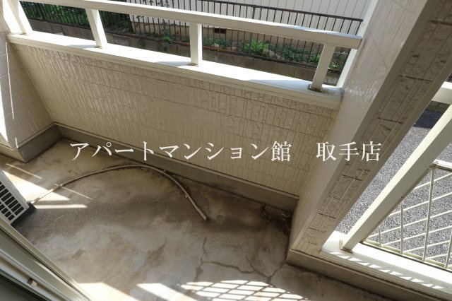 ロキシーウェルドのバルコニー