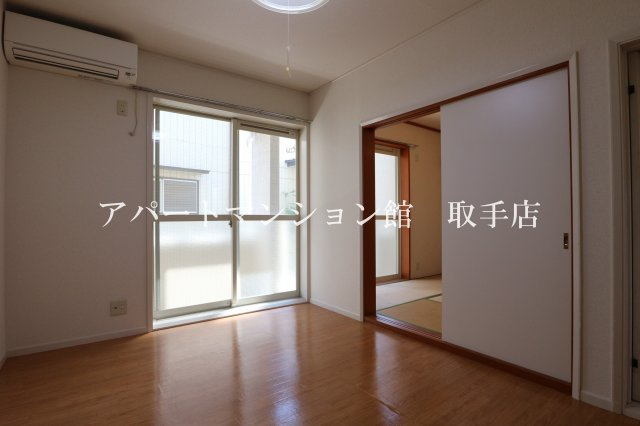 ロキシーウェルドの寝室
