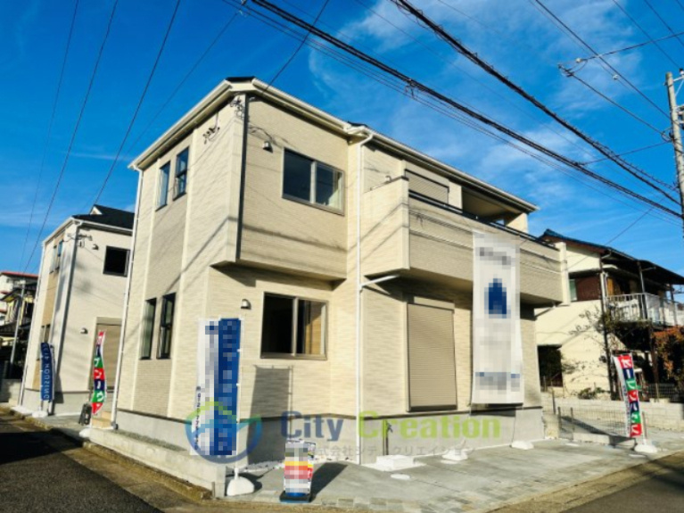 平塚市纒　ゆとりとこだわりの長期優良住宅の外観