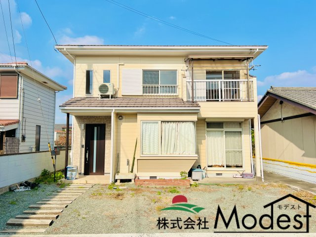 藤岡市中栗須の外観|4LDKの中古物件♪