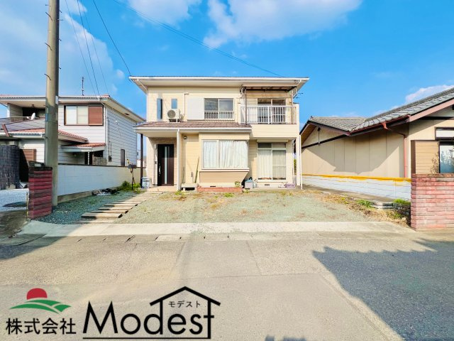 藤岡市中栗須の前面道路含む現地写真|間口も広く駐車も楽々♪