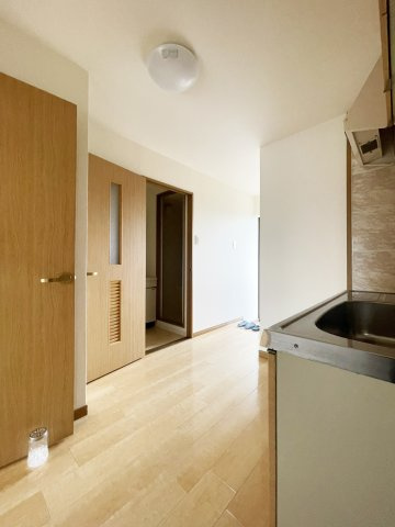 グレイスKMの居間・リビング