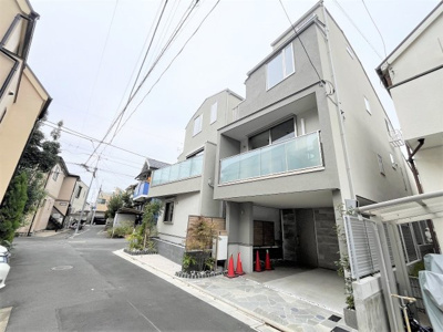 【前面道路含む現地写真】 | 【仲介手数料４２０万円が無料！】■南道路面■ハイグレードデザインハウス