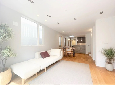 【居間・リビング】 | 【仲介手数料４２０万円が無料！】■南道路面■ハイグレードデザインハウス