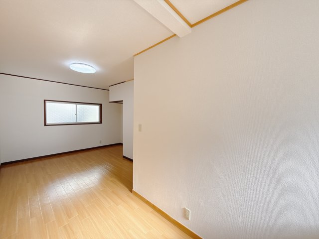 【中古戸建】前橋市龍蔵寺町の居間・リビング|■リビング