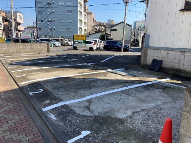 第二フタバ駐車場の外観