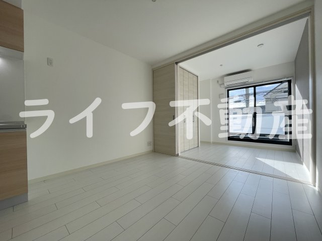 D porta Trapaの居間・リビング|ゆったりとした居間です