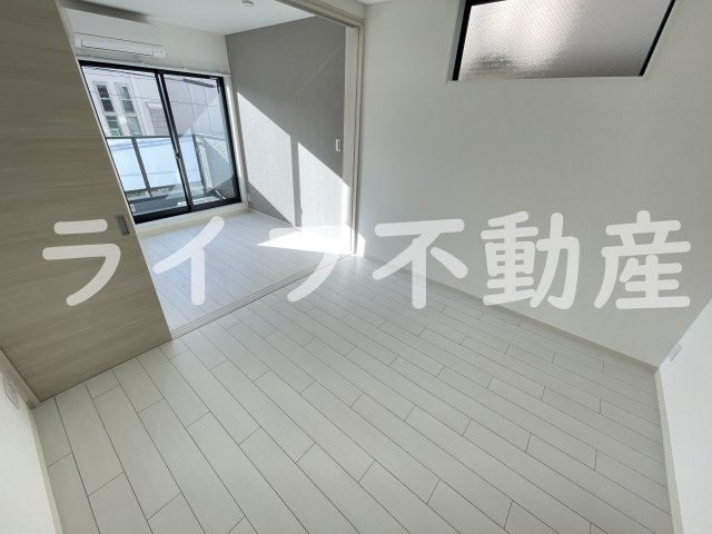 D porta Trapaの洋室|広々とした洋室です