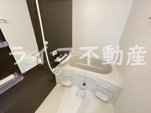 D porta Trapaの浴室|コンパクトで使いやすいお風呂です