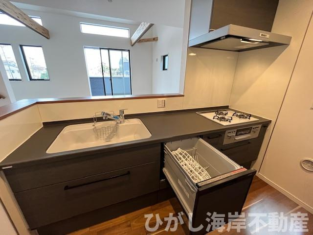 茅ヶ崎市萩園　新築戸建　全8棟のキッチン|食洗器付きシステムキッチン