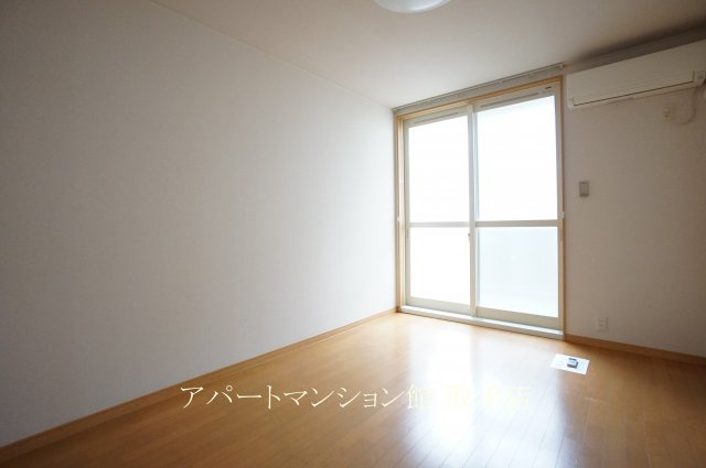 レオパレス空の居間・リビング|画像3