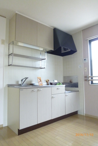 フリーデン山川【キャッシュバック対象物件】のキッチン|キッチンでお料理をお楽しみください