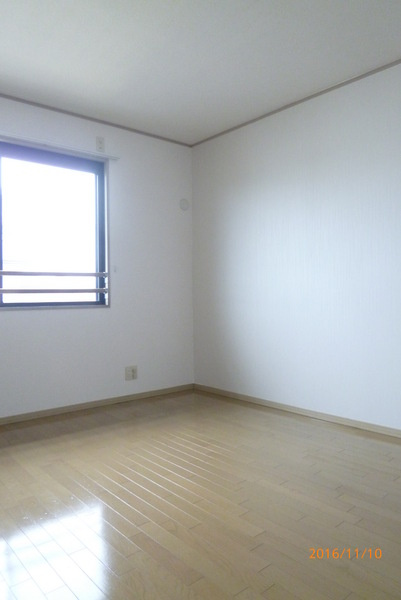 フリーデン山川【キャッシュバック対象物件】の洋室|洋室です