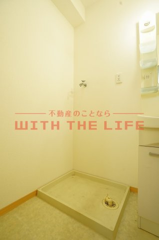 フローラタウン【キャッシュバック対象物件】の洗面所|広い洗面スペース