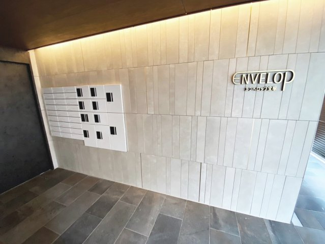 エンべロップ宝塚のエントランス