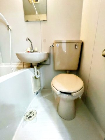 ローズバンクのトイレ|落ち着いたトイレです