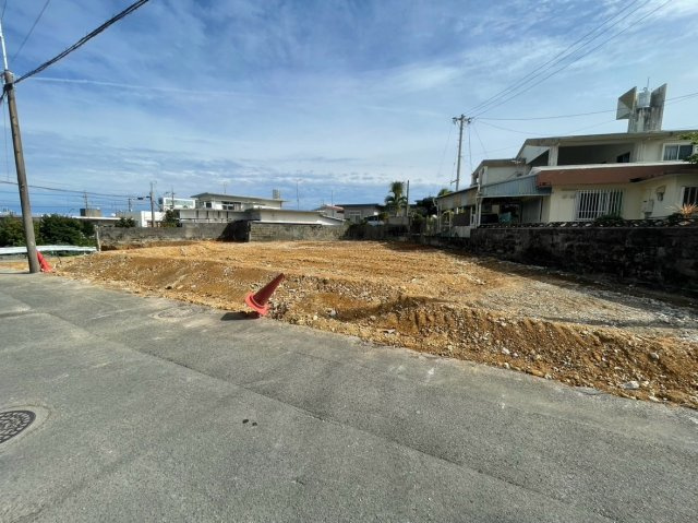 【売地】うるま市石川曙-限定1区画の前面道路含む現地写真|【現地撮影】
2025.3月