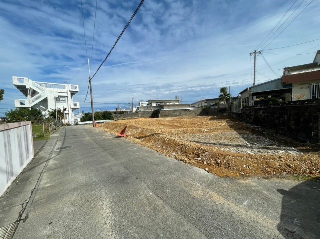 【売地】うるま市石川曙-限定1区画の前面道路含む現地写真|【現地撮影】
2025.3月