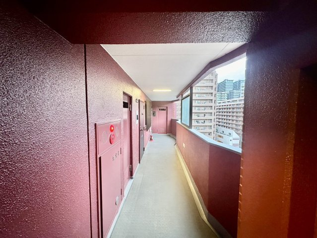 ライオンズマンション春日町のその他共用部分|住戸階廊下