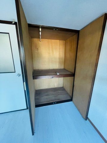 シャトル昭和の収納