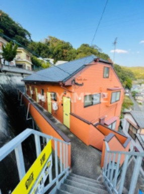 シャトル昭和の外観