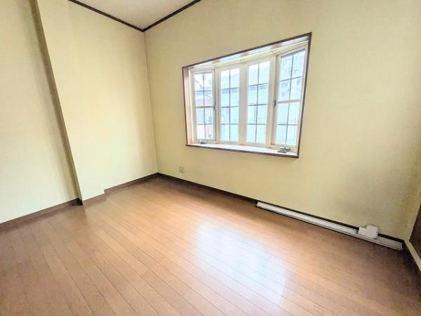 【居間・リビング】 | 門真市小路町　中古戸建