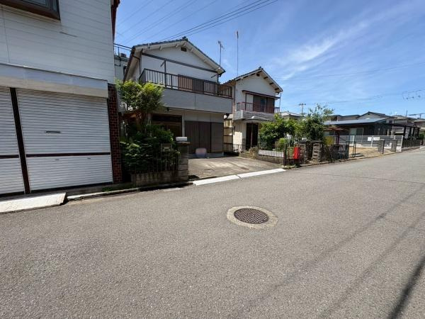 和歌山市田尻　中古戸建の前面道路含む現地写真