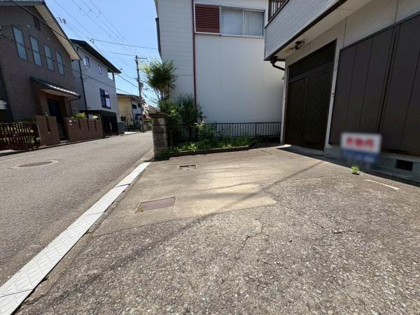 和歌山市田尻　中古戸建の駐車場
