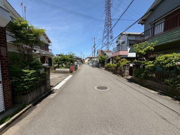 和歌山市田尻　中古戸建の前面道路含む現地写真