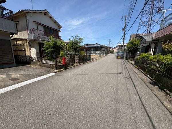 和歌山市田尻　中古戸建の前面道路含む現地写真