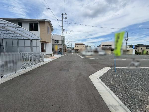 和歌浦東3-2　新築未入居物件の前面道路含む現地写真