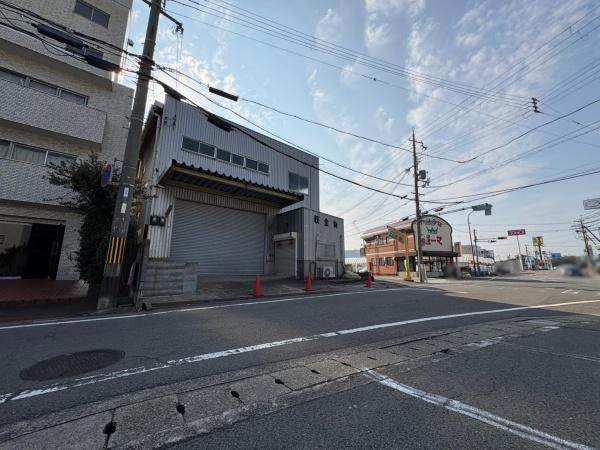 和歌山市湊　倉庫の前面道路含む現地写真