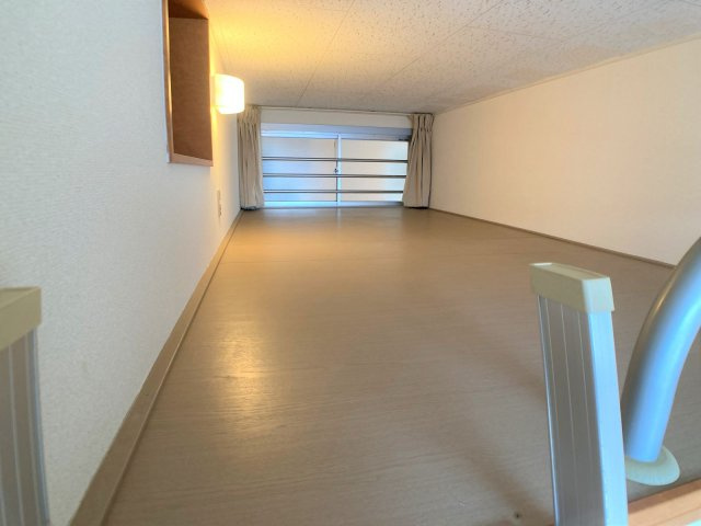 【寝室】 | 設備・仕様は号室により異なる為、現況を優先致します。