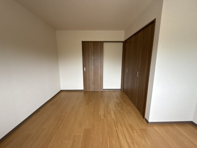 ウェルネス垣内の寝室