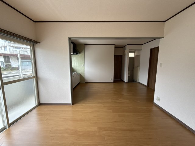 ウェルネス垣内の居間・リビング