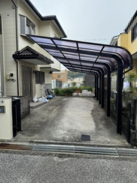 瀬戸南町　中古戸建　の駐車場