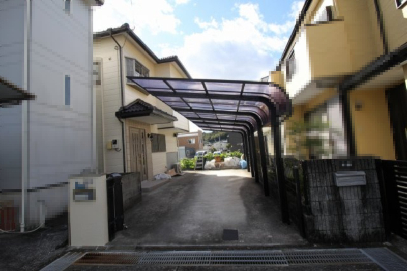 瀬戸南町　中古戸建　の駐車場