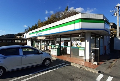 【周辺】 | メルベーユ | ファミリーマートまで250m