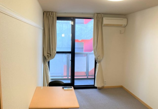 【居間・リビング】 | 設備仕様は号室により異なる為、現況を優先とします。