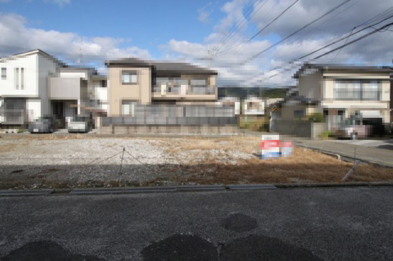 南久万　建築条件なし　売土地
