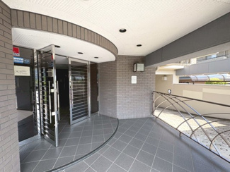 【エントランス】 | グレース嵐山