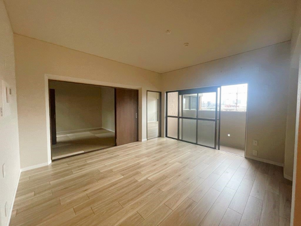 【居間・リビング】の画像