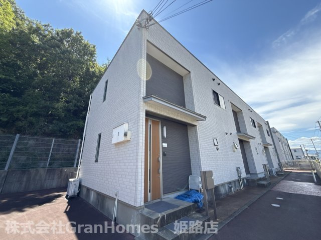 ラシック勝原の外観